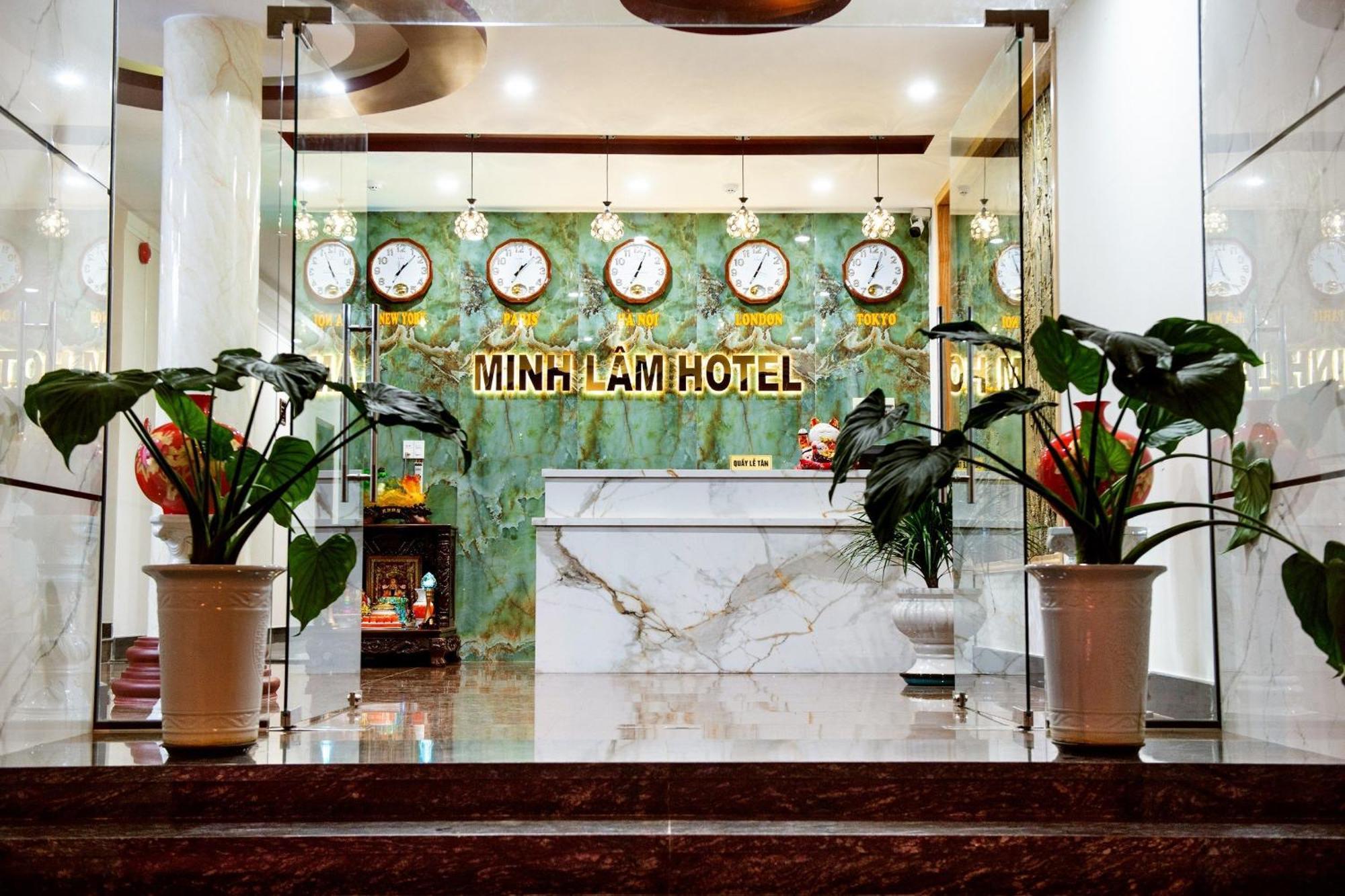 Minh Lam Hotel Pleiku Exterior photo
